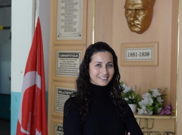 Gülin ÖZTÜRK - 3/F Sınıf Öğretmeni